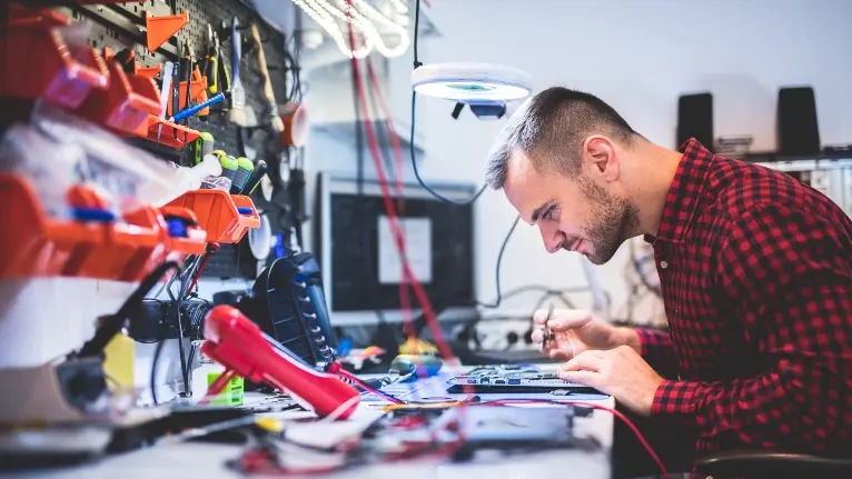 Almanya'da Bilgisayar Mühendisliği Okumak · Dream Big