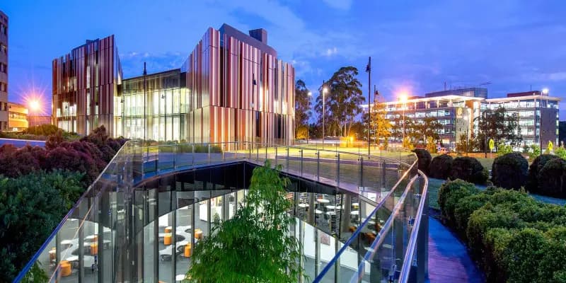 Macquarie University