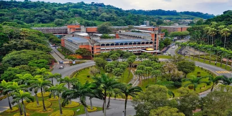 Universiti Kebangsaan Malaysia (UKM)