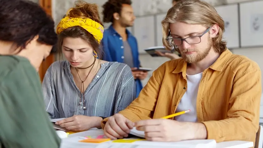 GRE Özel Ders ve Hazırlık Kursları · Dream Big