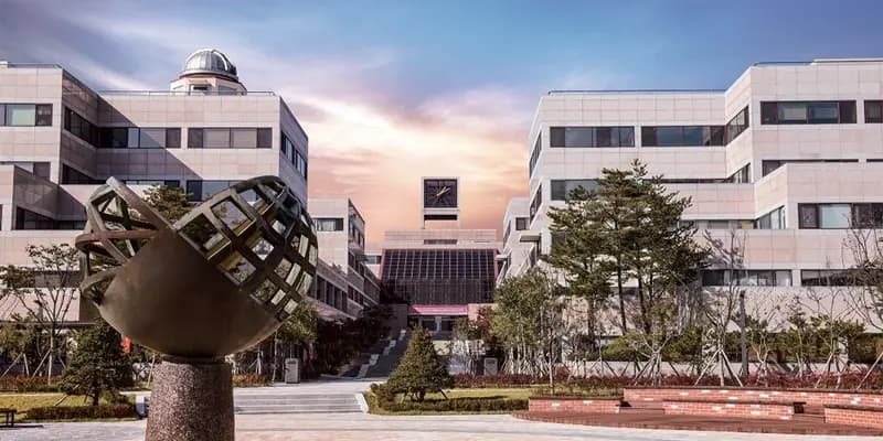 Pohang University of Science And Technology (POSTECH)