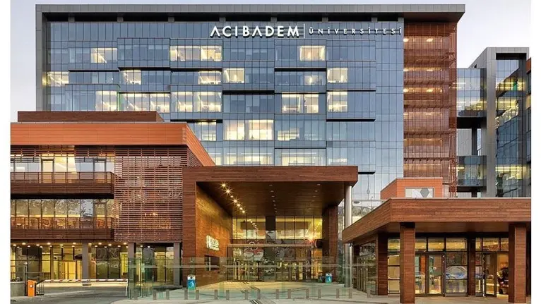 Acıbadem Mehmet Ali Aydınlar Üniversitesi 2023 Taban Puanları ve Başarı Sıralamaları · Dream Big