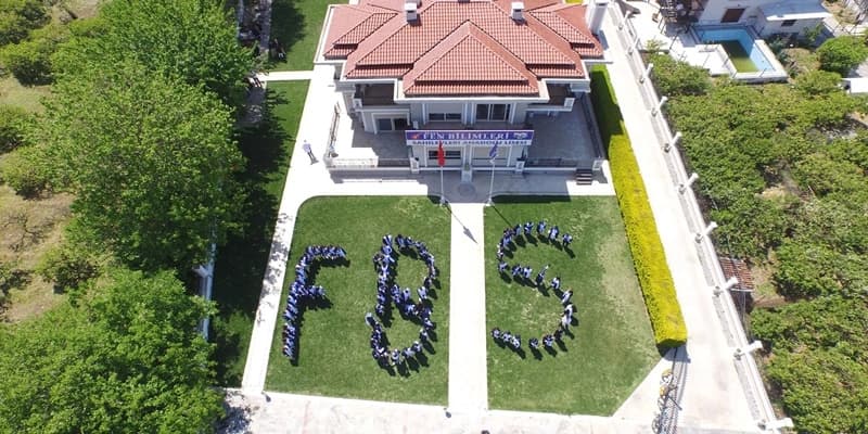 Özel İzmir Sahilevleri Nazmi Arıkan Fen Bilimleri Anadolu Lisesi