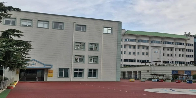 İSTEK Okulları Acıbadem Kampüsü