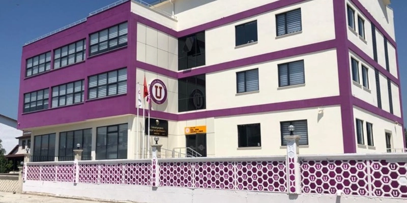 Bursa İznik Uğur Anadolu Lisesi