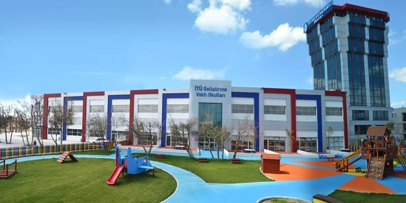 İTÜ Geliştirme Vakfı İzmir Okulları