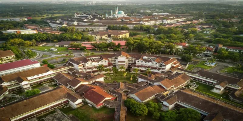 Universiti Teknologi Malaysia (UTM)