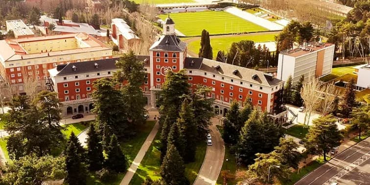 Universidad Complutense de Madrid