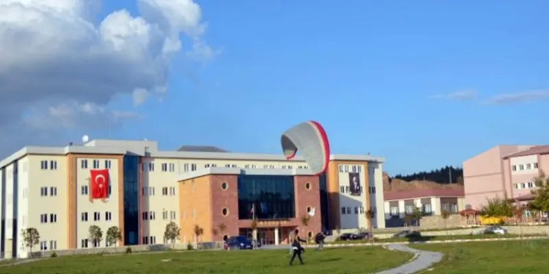 Hitit Üniversitesi